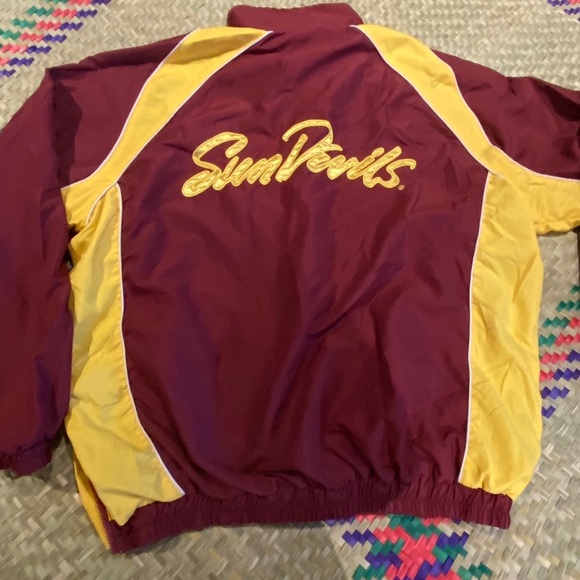 Sold - Picture 3 of 4